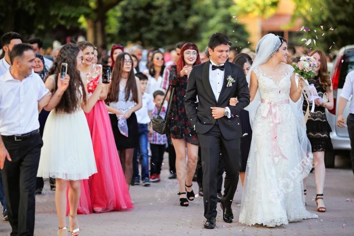 ceren burak meram ve tren gari dugun fotograflari konya 49