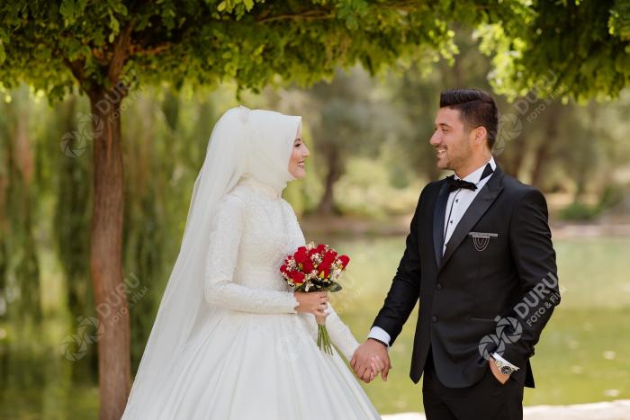 beysehir dis cekim dugun fotograflari ve tesettur dugun pozlari 2019 en iyi dugun fotografcilari duru foto film ilknur abdurrahman 03
